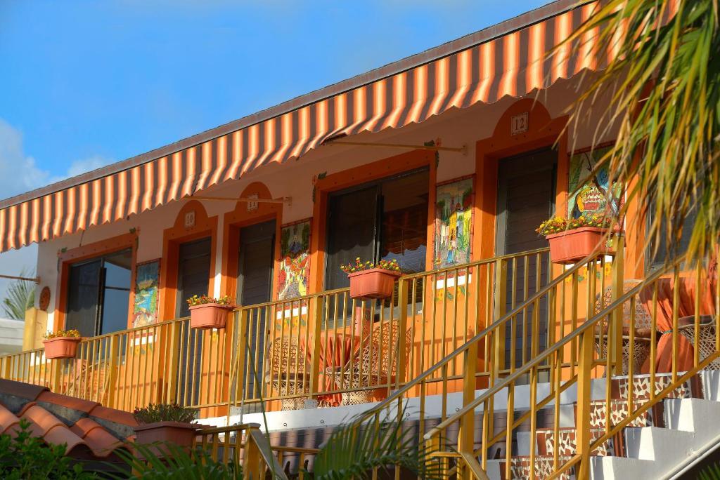 Blue Seas Courtyard Hotell Lauderdale-by-the-Sea Eksteriør bilde