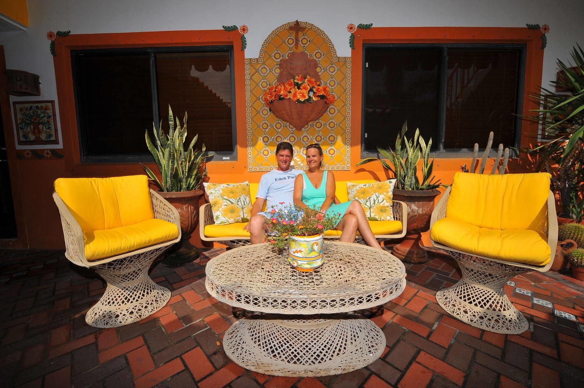 Blue Seas Courtyard Hotell Lauderdale-by-the-Sea Eksteriør bilde