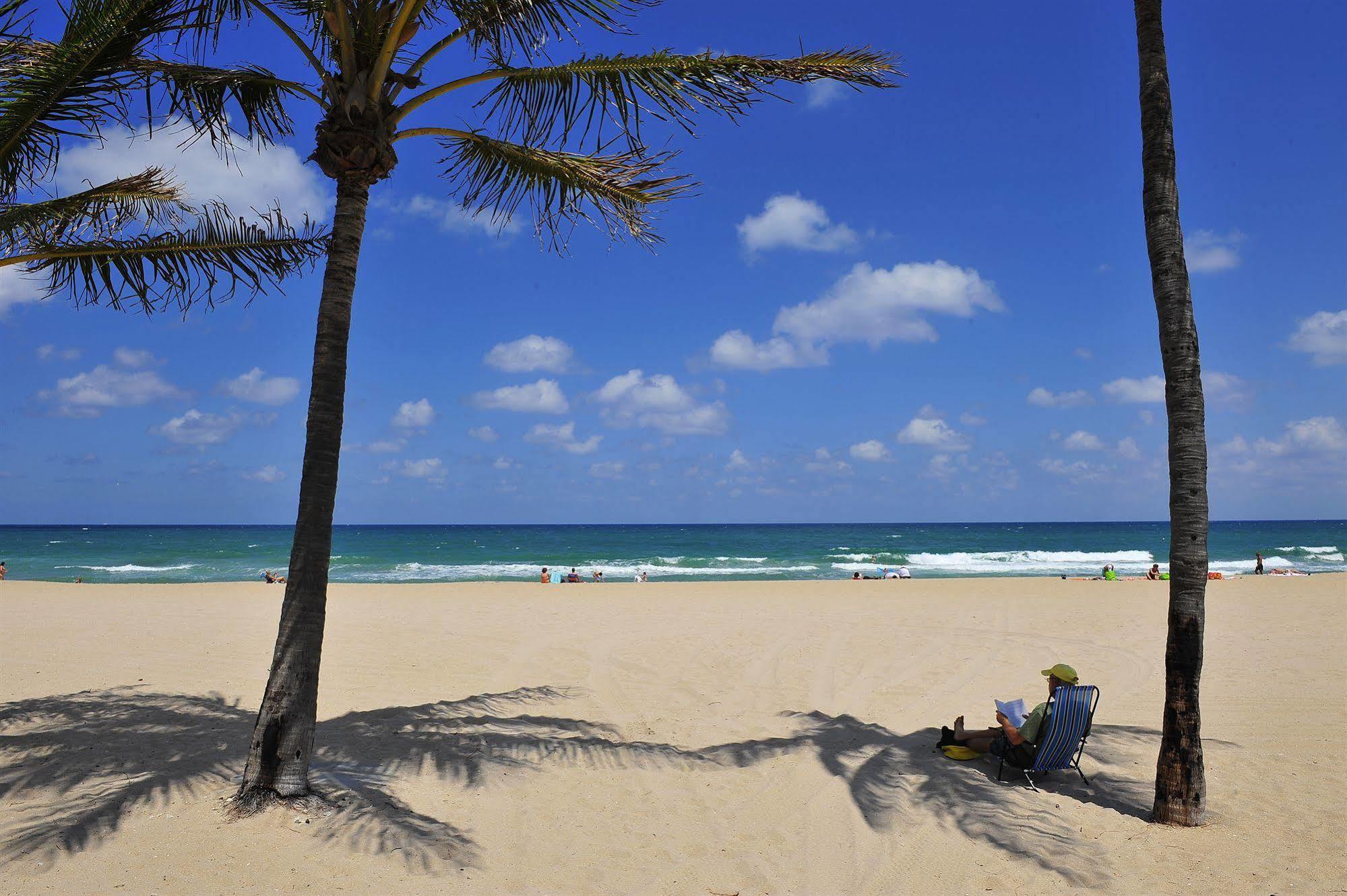 Blue Seas Courtyard Hotell Lauderdale-by-the-Sea Eksteriør bilde